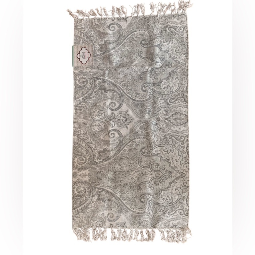Decorative Rug 3D Ornate Metallic Print Cotton Weave w Fringe ea End 27” x 45”